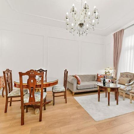 Luxury Class Apartment - 1St Floor, Large Apartment, Downtown, Newly Renovated, Fast Wifi, 4X Air Conditioning Zagreb Eksteriør bilde