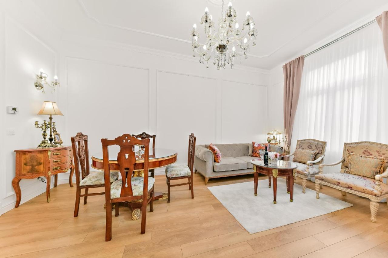 Luxury Class Apartment - 1St Floor, Large Apartment, Downtown, Newly Renovated, Fast Wifi, 4X Air Conditioning Zagreb Eksteriør bilde