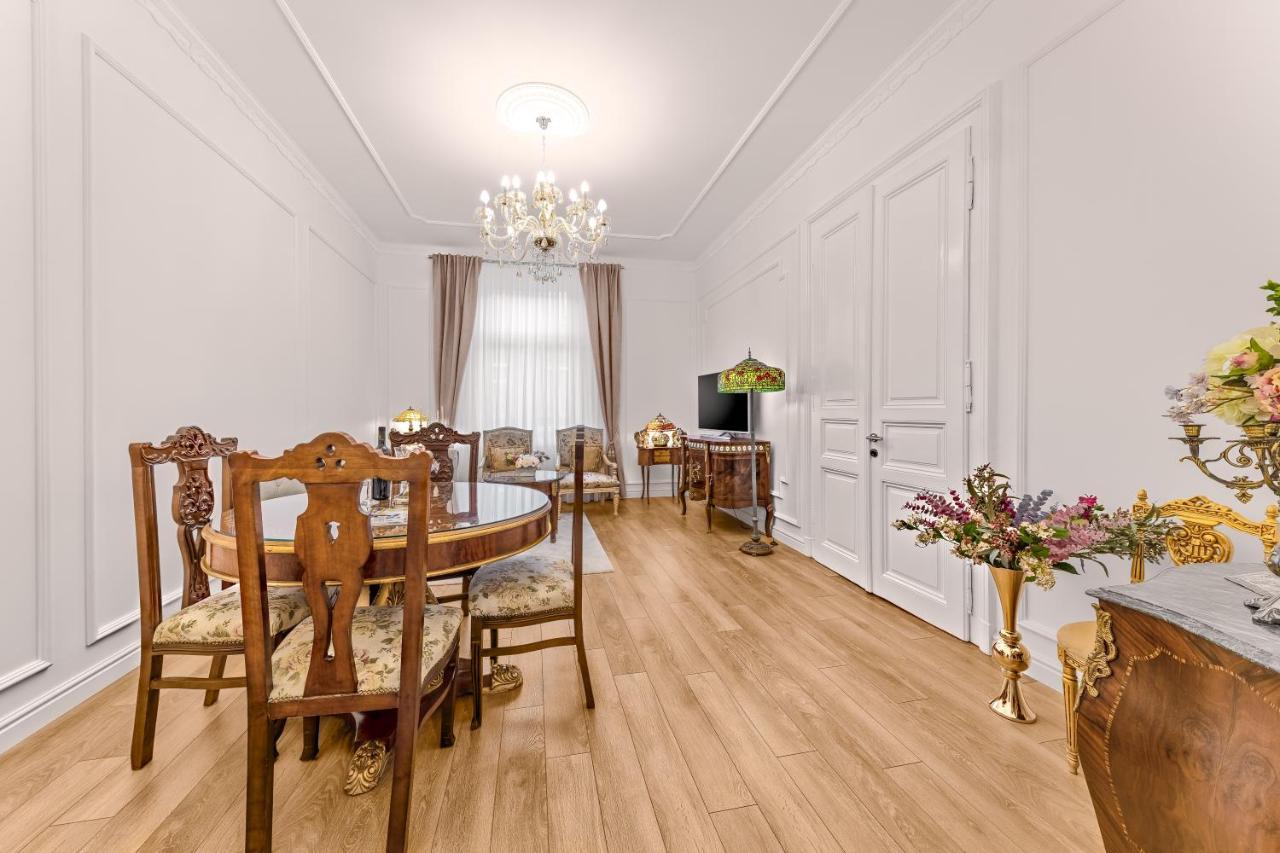 Luxury Class Apartment - 1St Floor, Large Apartment, Downtown, Newly Renovated, Fast Wifi, 4X Air Conditioning Zagreb Eksteriør bilde